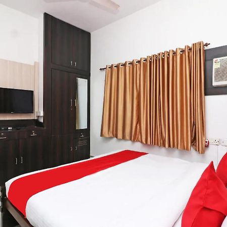 Goroomgo Hotel Manurama Ruby 콜카타 외부 사진