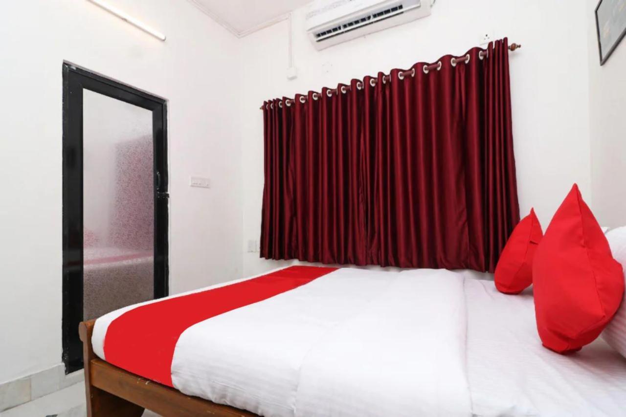 Goroomgo Hotel Manurama Ruby 콜카타 외부 사진